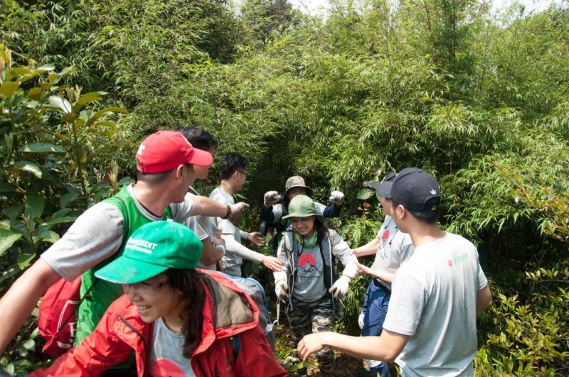 Trekking 3 dinh Tam Dao - thu thach ky nghi le 30/4-1/5 hinh anh 13 