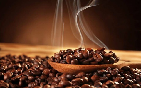 Giá cà phê hôm nay 4/12: Đảo chiều tăng theo thị trường thế giới
