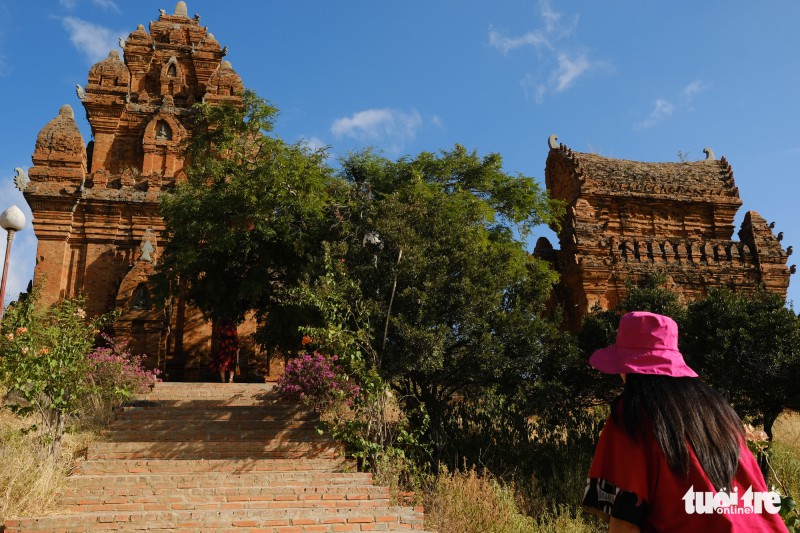 Tháp Chàm Po Klong Garai sừng sững giữa nắng gió Phan Rang - Ảnh 2.