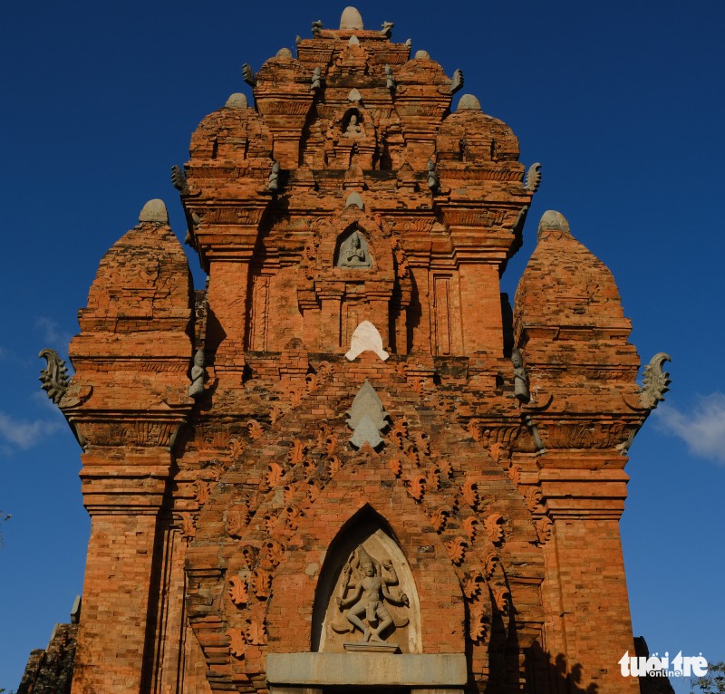 Tháp Chàm Po Klong Garai sừng sững giữa nắng gió Phan Rang - Ảnh 4.