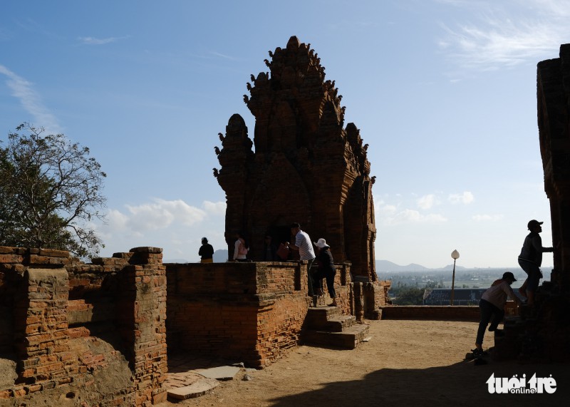 Tháp Chàm Po Klong Garai sừng sững giữa nắng gió Phan Rang - Ảnh 3.