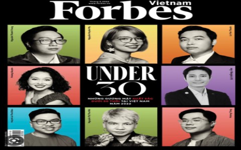 Lê Hồng Ân .“ Một trong 30 gương mặt trẻ nhận danh hiệu Forbes Á Châu tại Thái Lan vì đã có hành trình đáng nể, đỡ đầu cho hàng ngàn doanh nhân khởi nghiệp tại Việt Nam trong lĩnh vực công nghệ, chuyển đổi số năm 2022.”