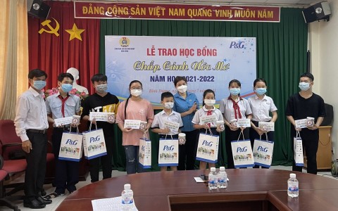 P&G Việt Nam nhận Giải Vàng CSR Toàn Cầu 2021