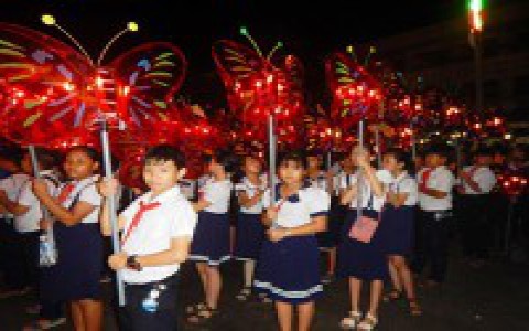 Dừng tổ chức một trong những lễ hội Trung thu lớn nhất Việt Nam