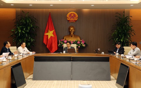Phòng chống dịch COVID-19: Niềm tự hào Việt Nam và chiếc khẩu trang in hình cờ đỏ sao vàng