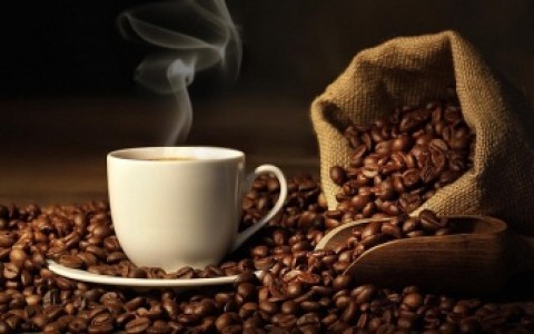Giá cà phê hôm nay 23/12/2020: Giảm nhẹ cả trong nước và thế giới