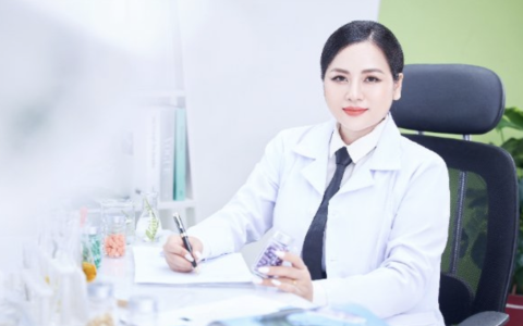 Doanh nhân Đặng Thiên Hương thành công trong lĩnh vực gia công dược mỹ phẩm