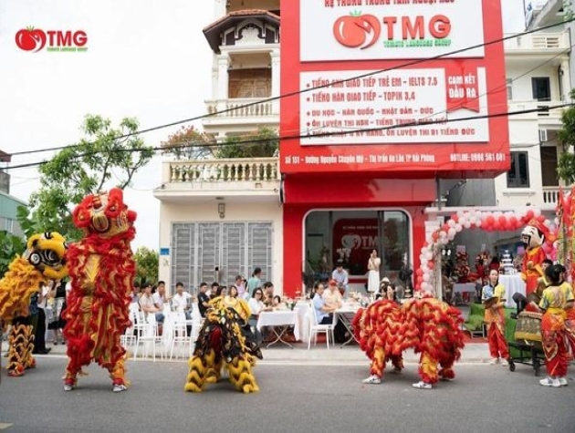 Trung tâm Ngoại ngữ - Tin Học Tomato: Nơi Chinh Phục Ngoại Ngữ Nhờ Phương Pháp Giảng Dạy Hiện Đại